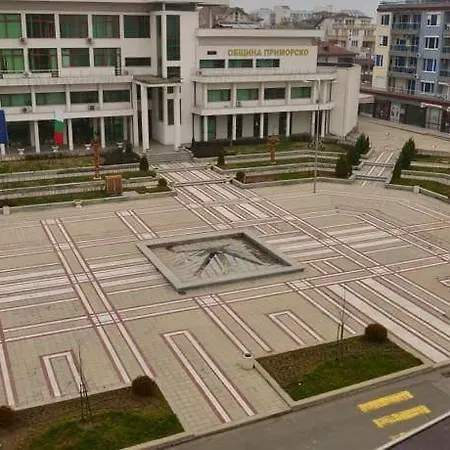 شقة Kraev